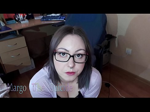❤️ Секси девојка со наочари длабоко го цица дилдото на камерата Секс видео на mk.pornburst.ru ️❤
